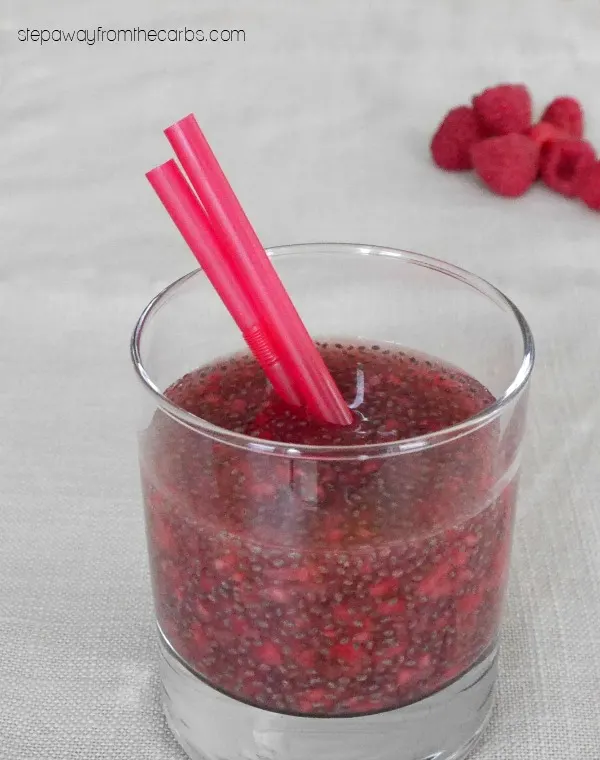 Raspberry Chia Drink - a refreshing low carb drink that is high in fiber