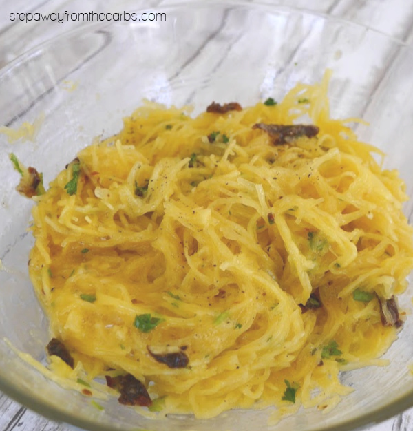 Spaghetti Squash Fritters - a delicious low carb side dish recipe!