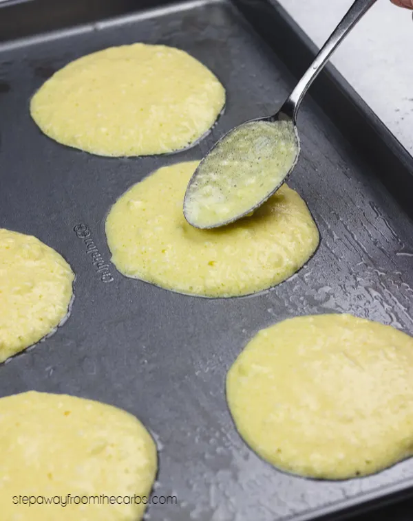 What is Cloud Bread? Find out all about this low carb, keto, and gluten free alternative to bread! With video tutorial.