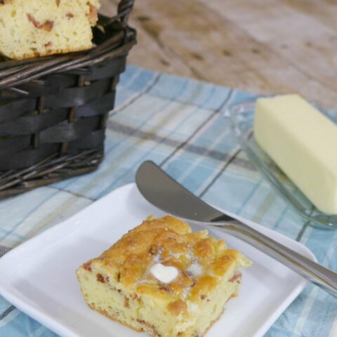 Low Carb Cornbread with Bacon