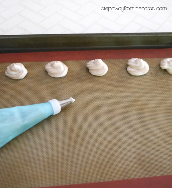 Low Carb Meringues with Cocoa Swirl - a sugar free and keto friendly sweet treat