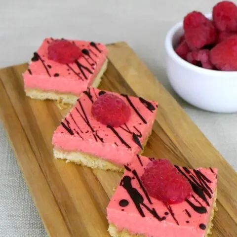 Low Carb Raspberry Cheesecake Bars