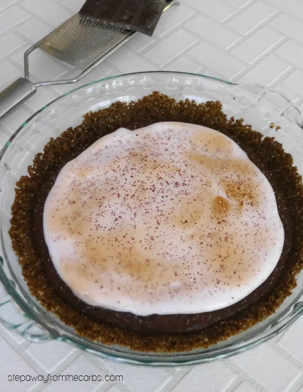 Low Carb S'mores Pie - sugar free recipe that requires just 6 ingredients!