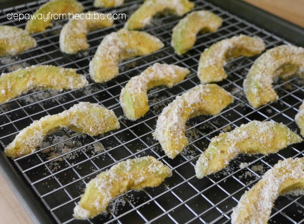 Low Carb Avocado Fries - super tasty appetizer, snack, and party food recipe!