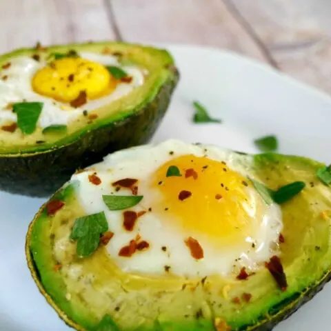 Baked Avocados with Eggs