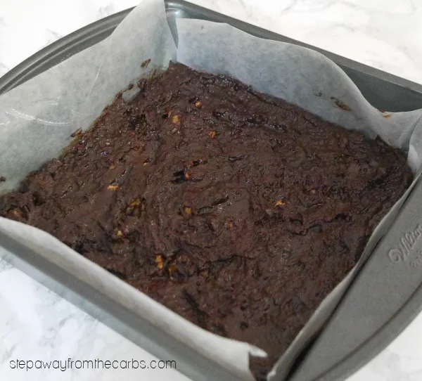 Low Carb Walnut Fudge - a rich and decadent chocolatey treat! Sugar free and keto recipe.