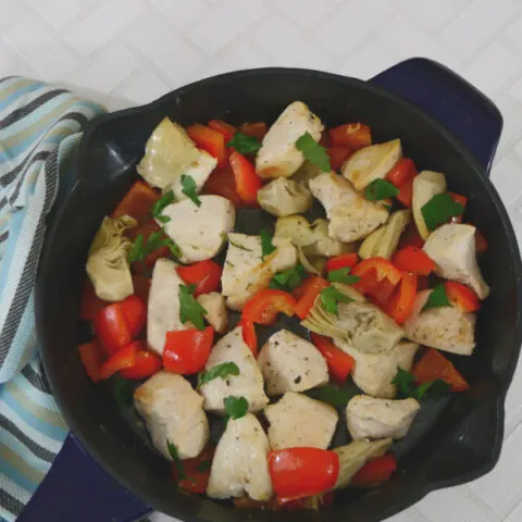 Low Carb Chicken Skillet with Red Pepper and Artichoke