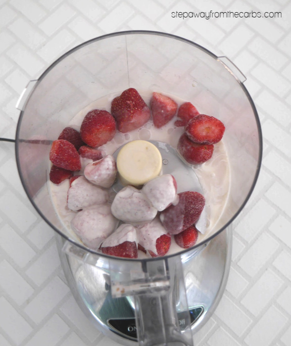 Low Carb Quick Strawberry Ice Cream - a sugar free recipe that's ready in just a few minutes!