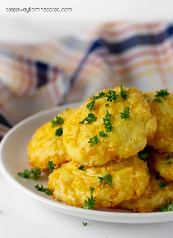 Low Carb Cheddar Biscuits - copycat Red Lobster recipe! Keto, gluten free, and LCHF!
