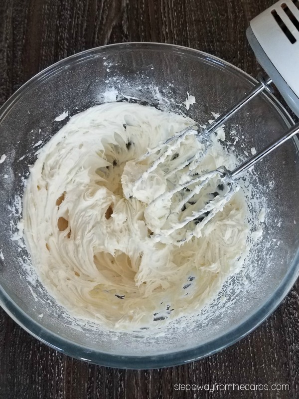 Low Carb Cream Cheese Frosting - an easy sugar free, LCHF and keto recipe