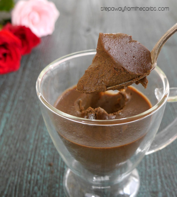 Low Carb Chocolate Pots de Crème - a sugar-free rich and indulgent dessert!