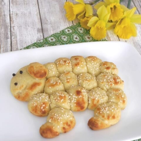 Low Carb Pull-Apart Bread for Easter