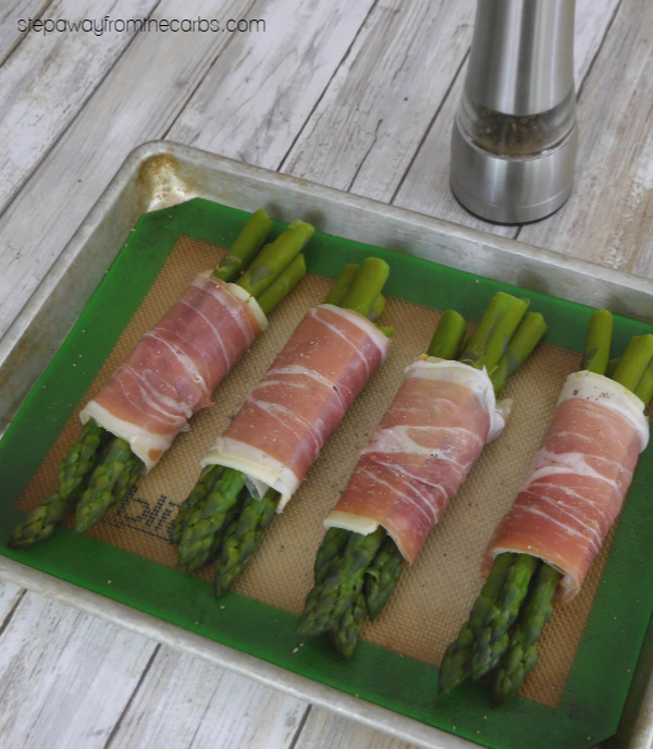 Asparagus Bundles with Prosciutto and Cheese - a delicious low carb and keto lunch or appetizer recipe!