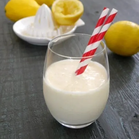 Low Carb Lemon Smoothie