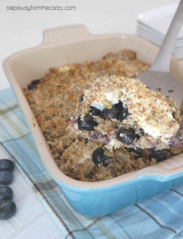 Low Carb Blueberry Cream Cheese Crumble - a delicious sugar free, LCHF, and gluten free recipe!