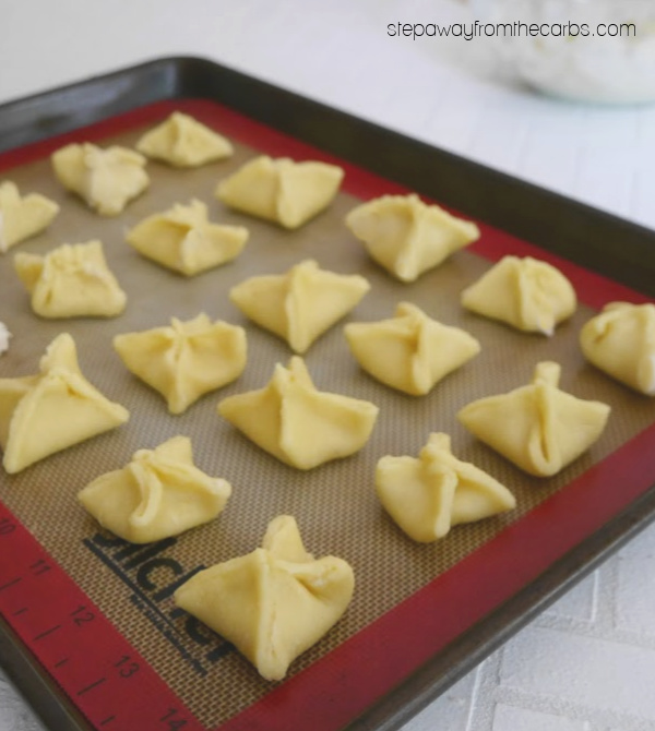 Low Carb Crab Rangoon - my version of the American Chinese popular appetizer! Made with Fathead dough.