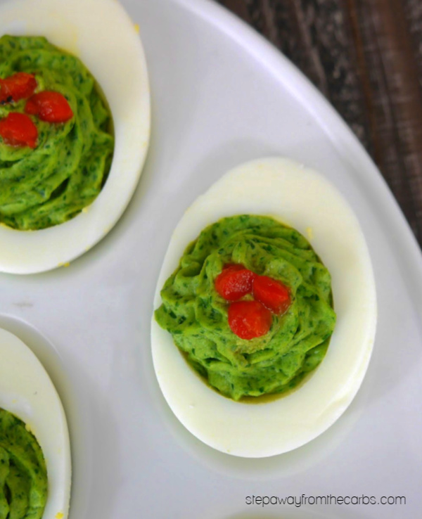 Christmas Deviled Eggs - the perfect low carb appetizer for the holidays!