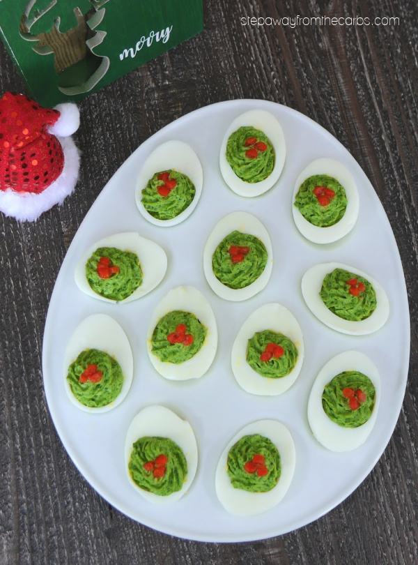 Christmas Deviled Eggs - the perfect low carb appetizer for the holidays!