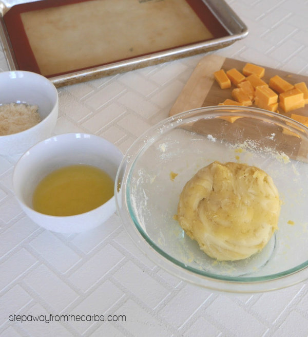 Low Carb Garlic Dough Balls - made with Fathead dough! Gluten free, LCHF and keto recipe.