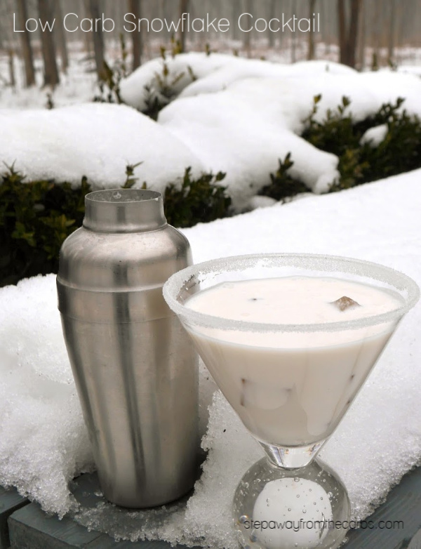 Low Carb Snowflake Cocktail - a creamy sugar free and keto cocktail to celebrate winter!