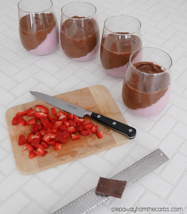 Keto Strawberry Chocolate Pudding Dessert - a gorgeous and pretty sweet treat!