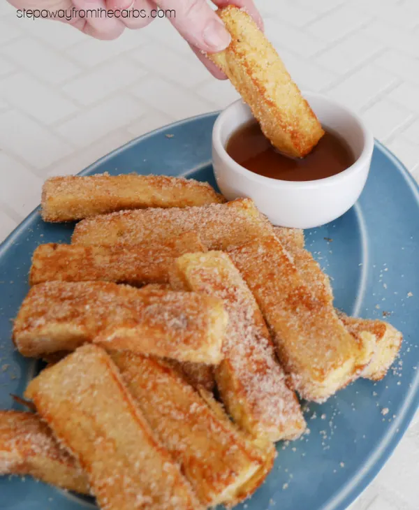 Low Carb French Toast Sticks - a fantastic breakfast or brunch recipe that is sugar free and keto friendly!