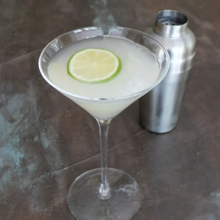 Low Carb Gimlet Cocktail