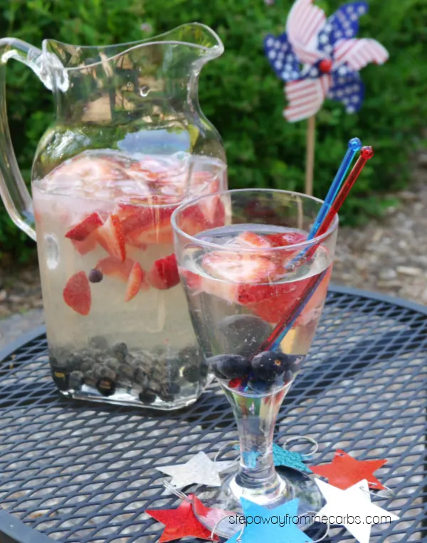 Low Carb Patriotic Sangria - the perfect red, white and blue sugar-free drink for the summer!