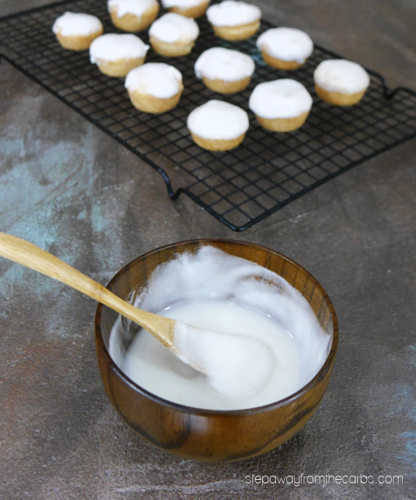Low Carb Icing and Glaze - whether you want it pourable or spreadable, here's an easy sugar-free recipe for you to try!