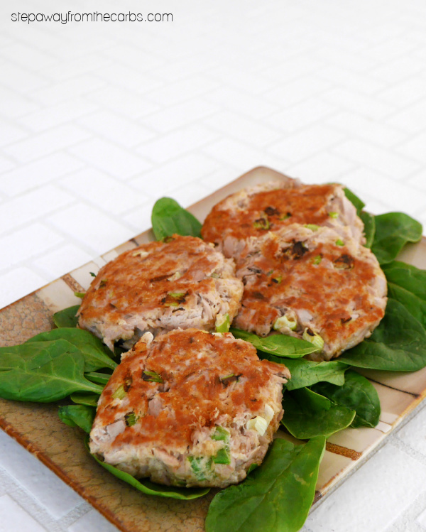 Easy Keto Tuna Patties - a super quick and tasty recipe that's very low in carbohydrates!