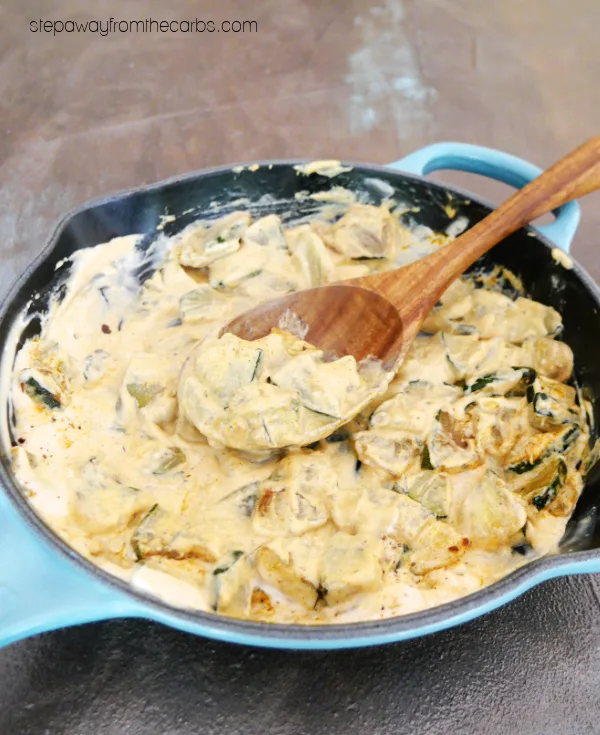 Low Carb Creamy Zucchini - a delicious side dish or vegetarian dinner recipe!