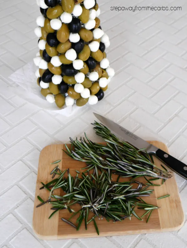 Festive Olive Christmas Tree - a stunning 3D centerpiece for your holiday table!