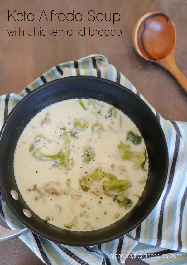 Keto Alfredo Soup with chicken and broccoli - a low carb dish that's warming and filling! Keto Alfredo Soup with chicken and broccoli - a low carb dish that's warming and filling!