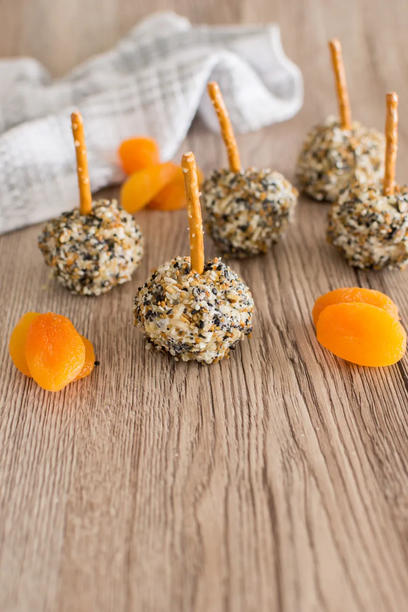 Mini Cheese Balls - Carlsbad Cravings