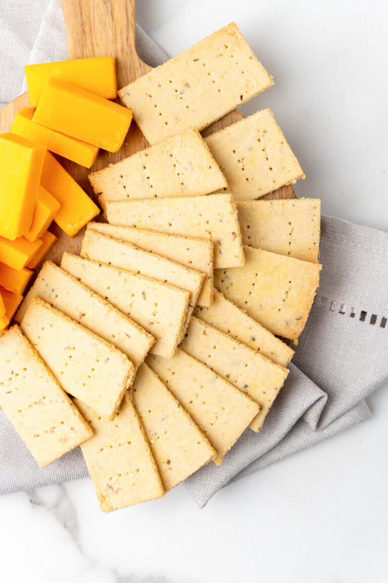 almond-flour-crackers-step-away-from-the-carbs